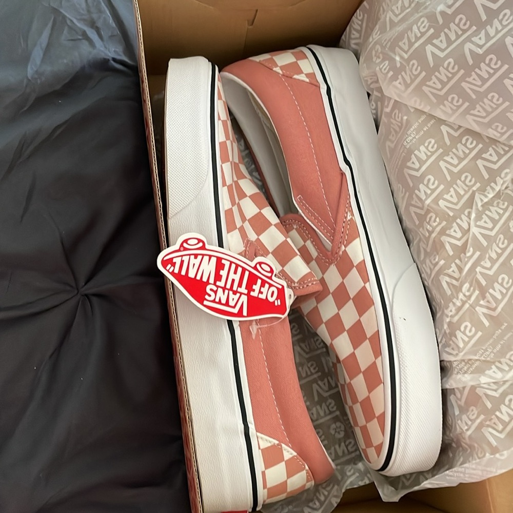 Vans Checkerboard Slip-On in Pink and White
